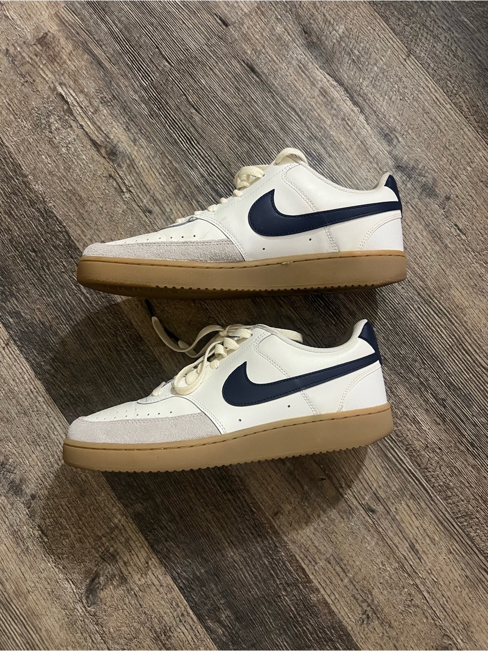 Nike Court Vision Low White Navy Gum Sneakers – Men’s Size 9